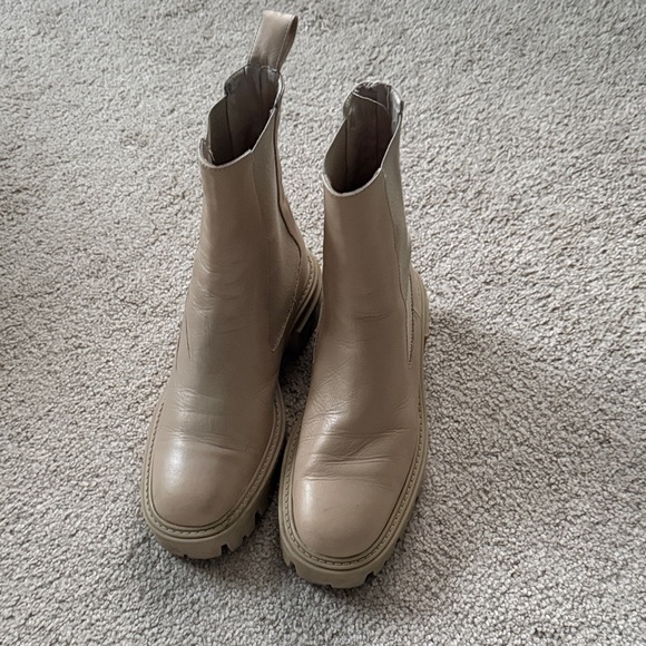 Zara Leather Boots Ecru Ivory Track Soles Chelsea EU36 Chunky Sole Boots - Picture 3 of 14
